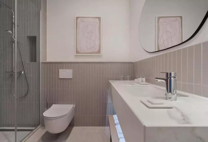 اتاق استاندارد با چشم‌انداز دریا, Heritage Hotel Kaštelet