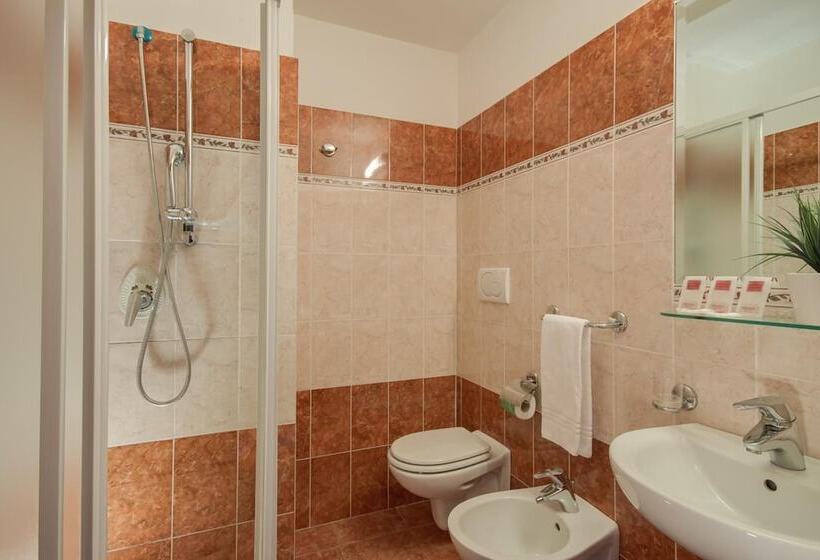 StandaardKamer, Romantica