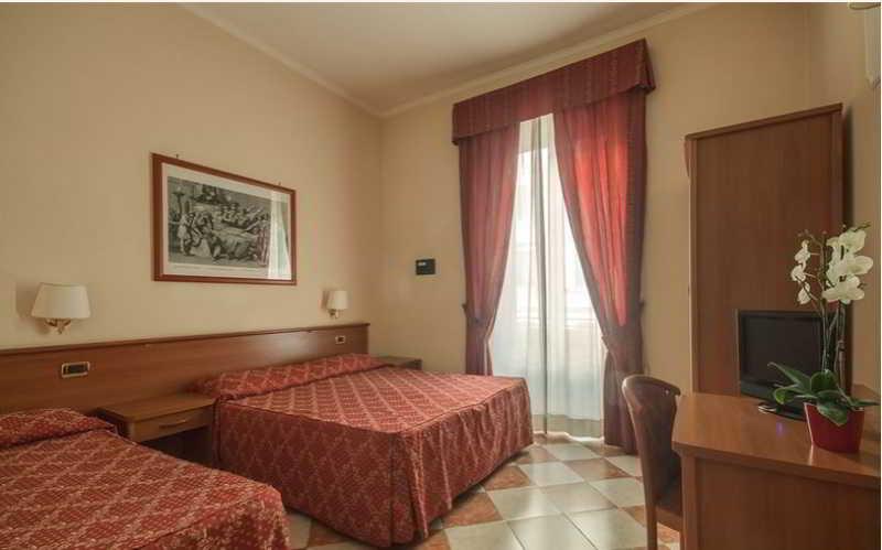 Standaard Driepersoonskamer, Romantica