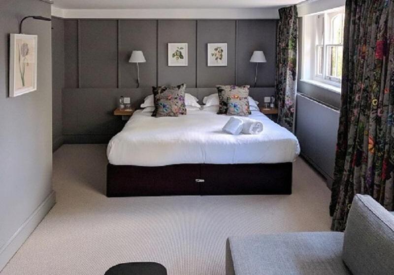 اتاق خانوادگی, The Goodenough Hotel London