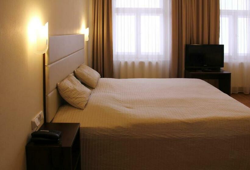 Quarto Estandar, Trevi