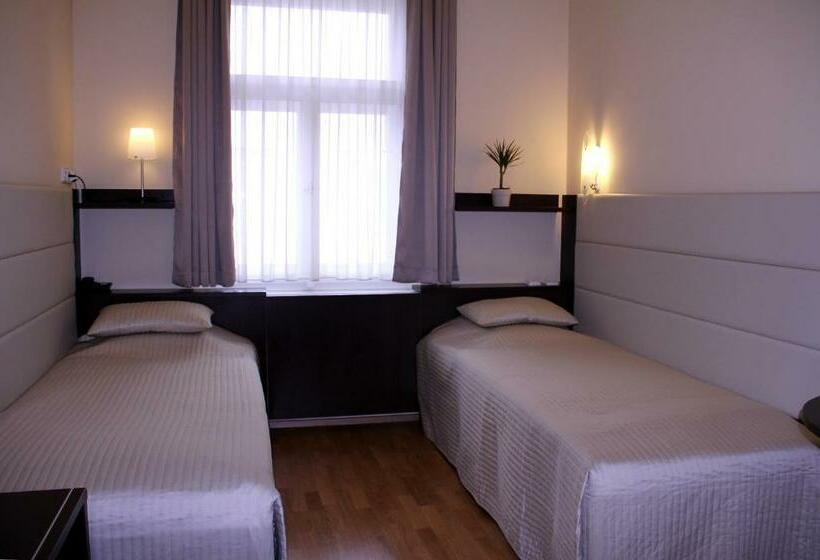 Quarto Estandar, Trevi