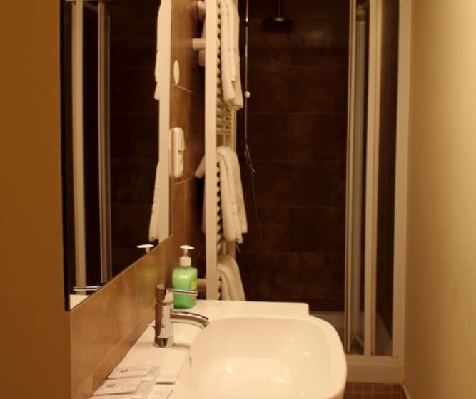 Quarto Estandar, Trevi