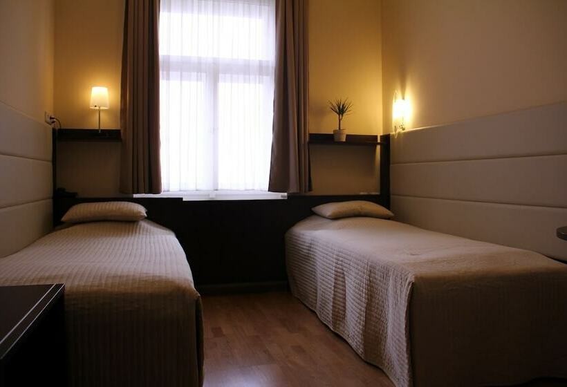 Quarto Estandar, Trevi