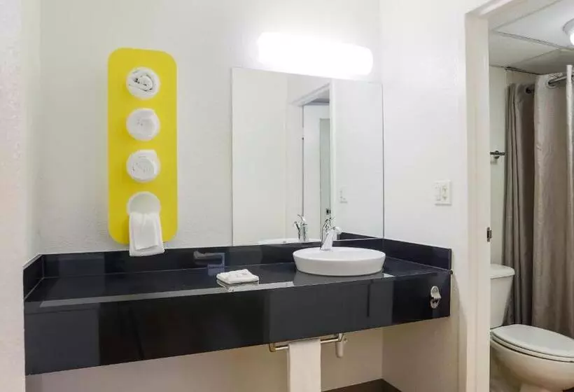 اتاق استاندارد, Motel 6 Cutler Bay, Fl