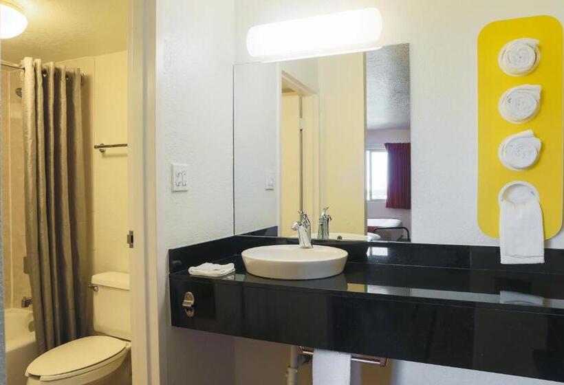 غرفة قياسية, Motel 6 Cutler Bay, Fl