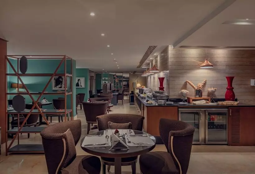 اتاق اجرایی, Radisson Blu Hotel, Cairo Heliopolis