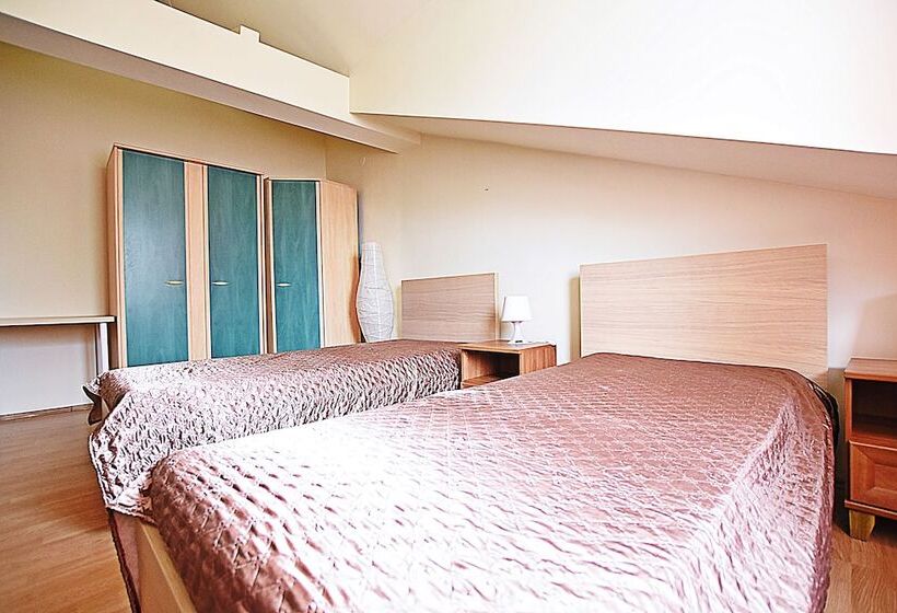 高级工作室, Vital Apart