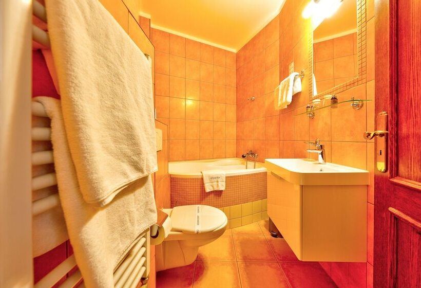 اتاق استاندارد, Betlem Club