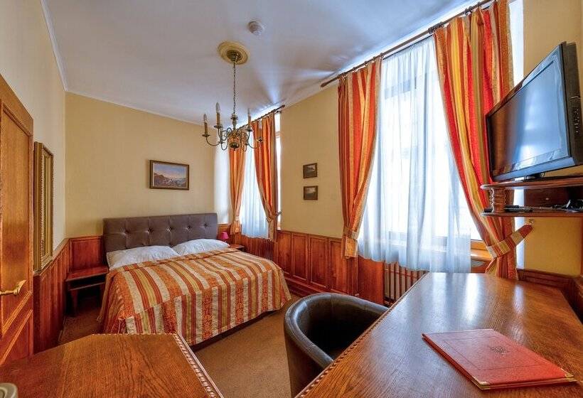 Quarto Estandar, Betlem Club