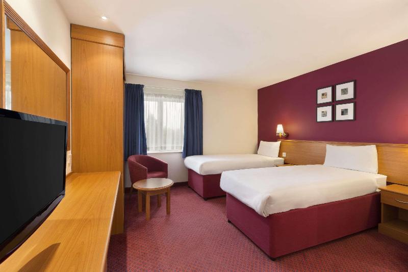 Camera Standard, Days Inn Peterborough