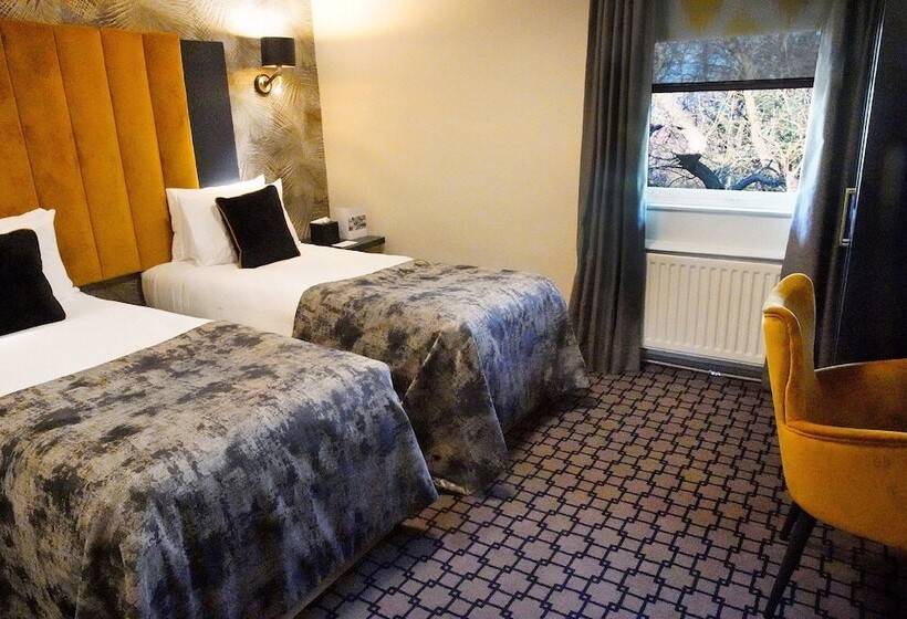 חדר סטנדרט, Denham Grove