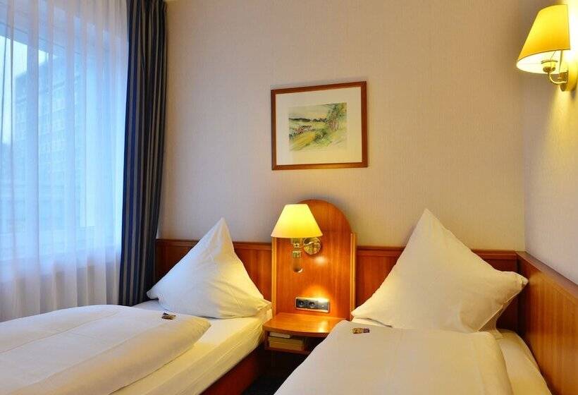 اتاق استاندارد, Ilbertz Garni