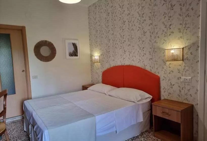 اتاق استاندارد با چشمانداز باغ, Maison Susy