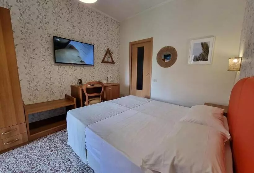 اتاق استاندارد با چشمانداز باغ, Maison Susy