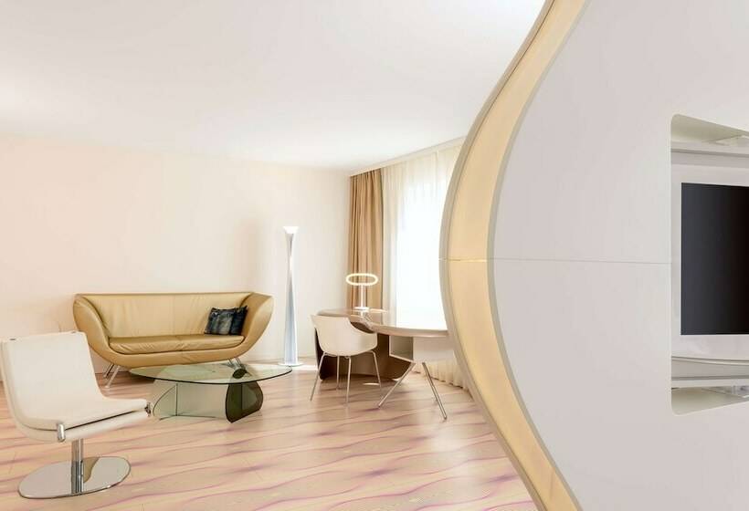 سوییت جونیور, Nhow Berlin