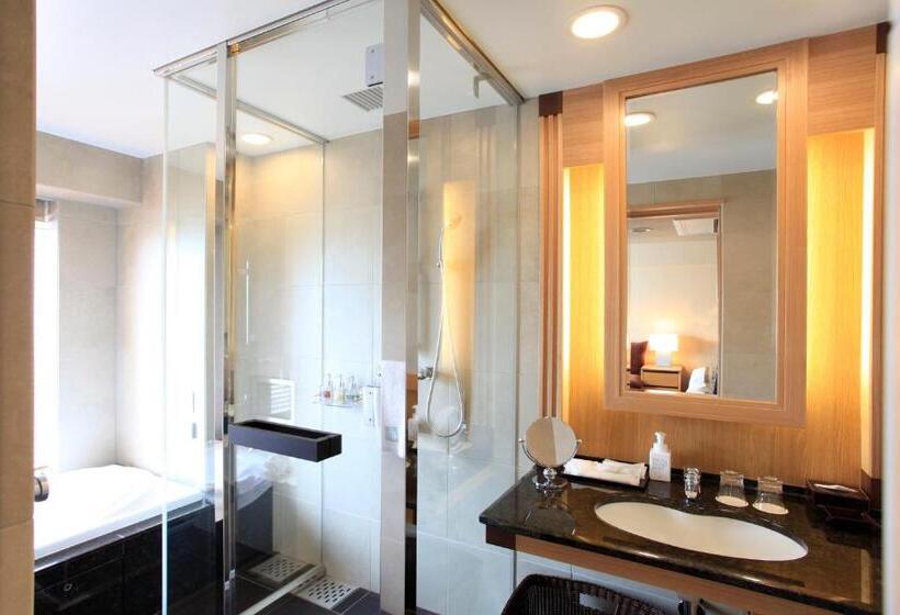 غرفة بريميوم, Niwa Tokyo