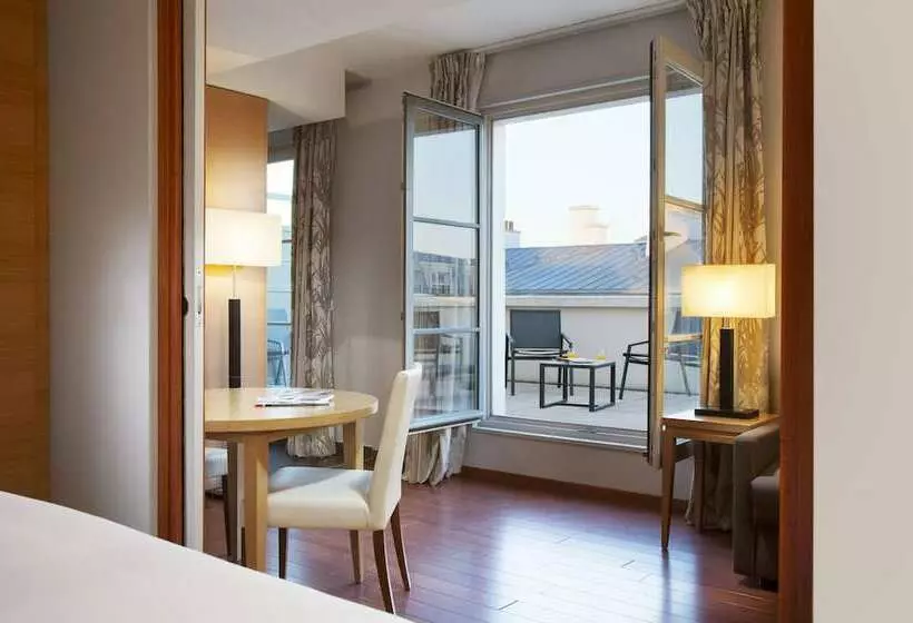 ジュニアスイート, Relais Spa Chessy Val D Europe