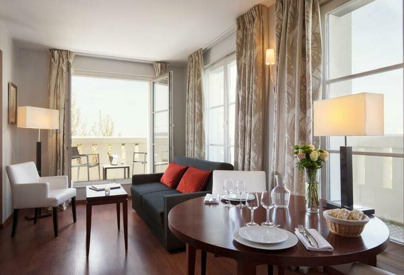 سوییت جونیور اجرایی, Relais Spa Chessy Val D Europe