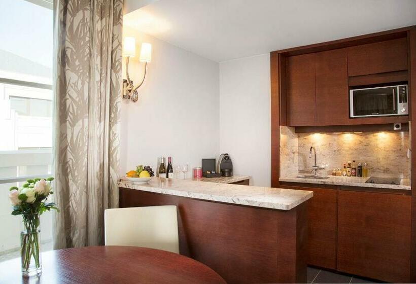 سوییت جونیور اجرایی, Relais Spa Chessy Val D Europe