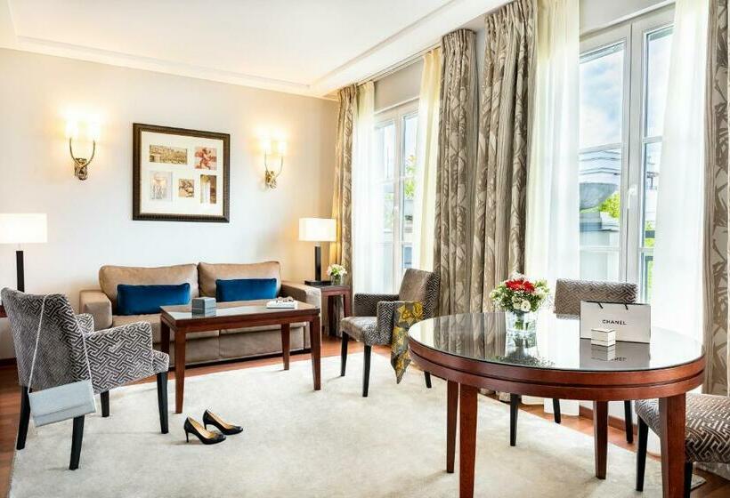 سوییت دوبلکس, Relais Spa Chessy Val D Europe