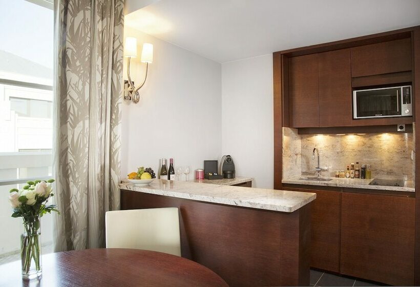 سوییت اجرایی, Relais Spa Chessy Val D Europe