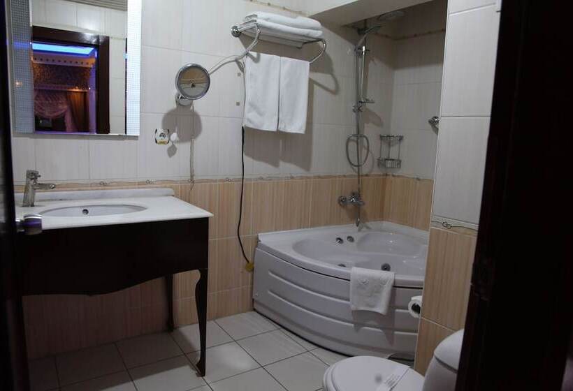 Suite Junior, Royal Anka