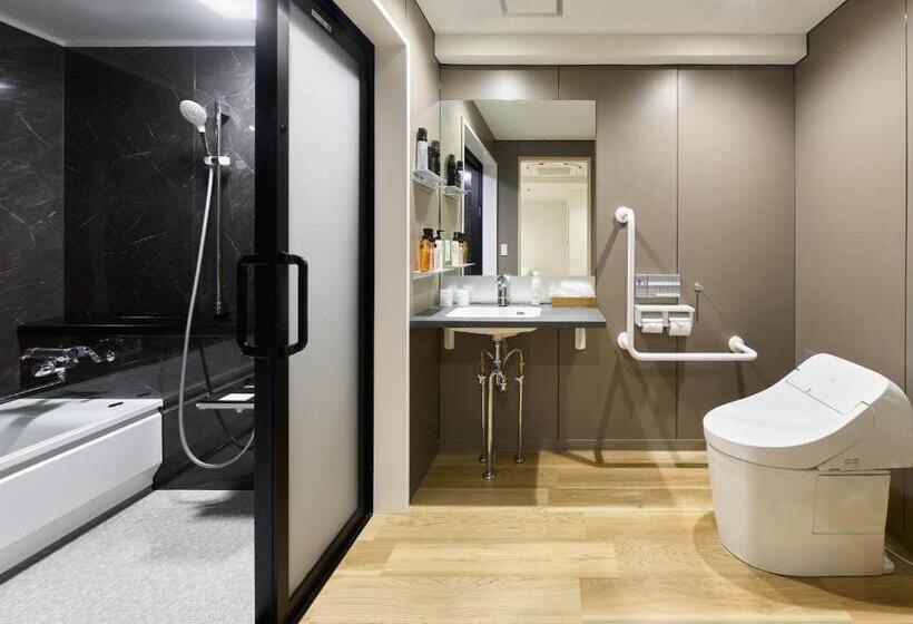 Семейный Номер Superior, Shinjuku City Hotel N.u.t.s Tokyo
