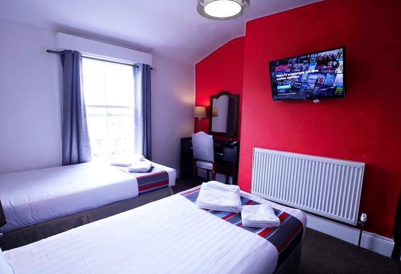 חדר סטנדרט, The Broadway