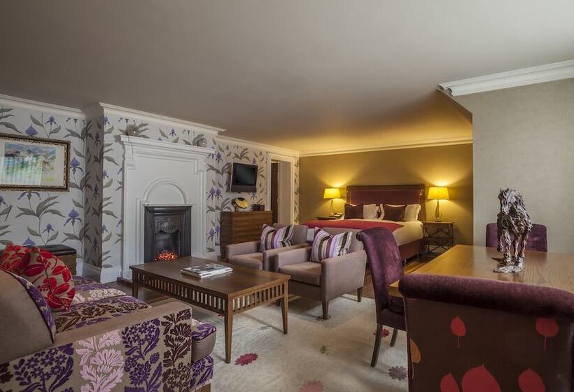 Президентский Люкс, The Roseate Reading