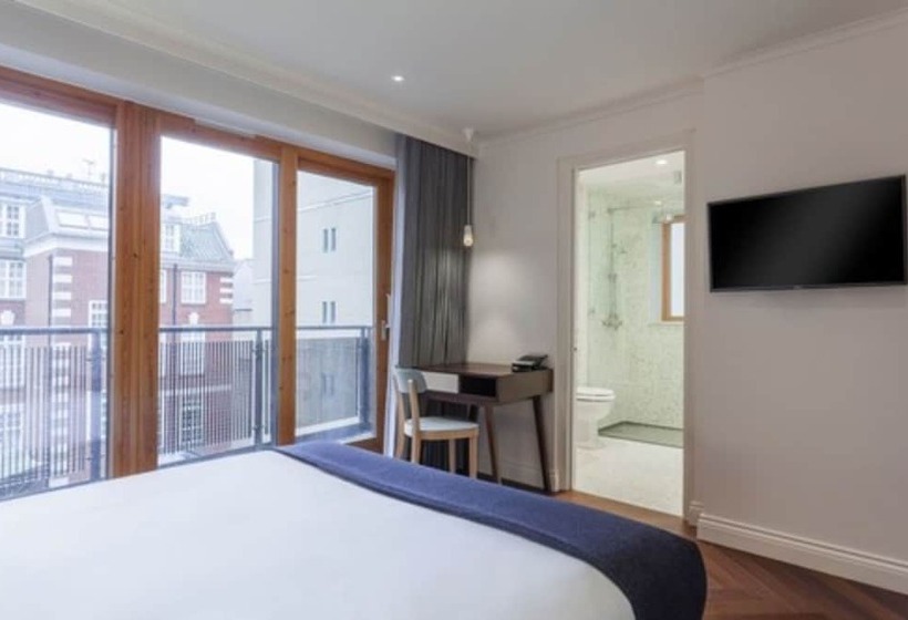 Дом 1 Спальня, The Roseate Reading