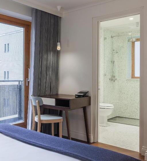 Дом 1 Спальня, The Roseate Reading