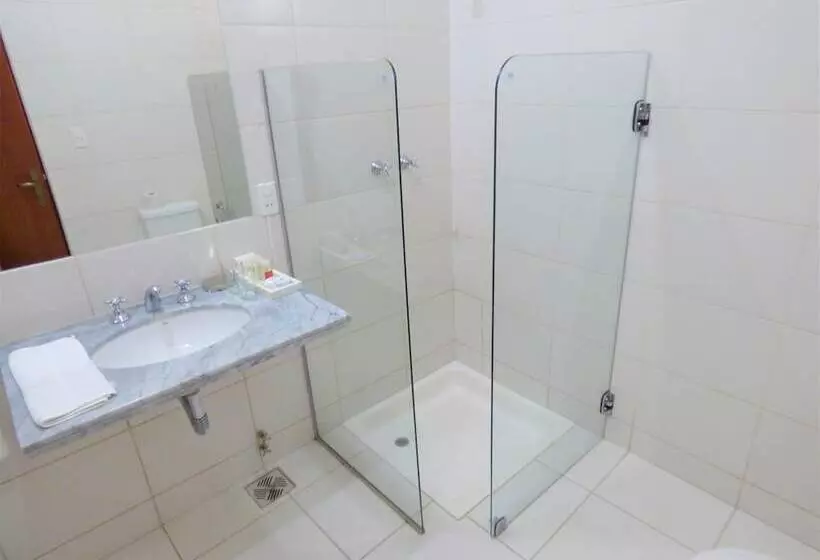 اتاق استاندارد سه نفره, Villa Antigua