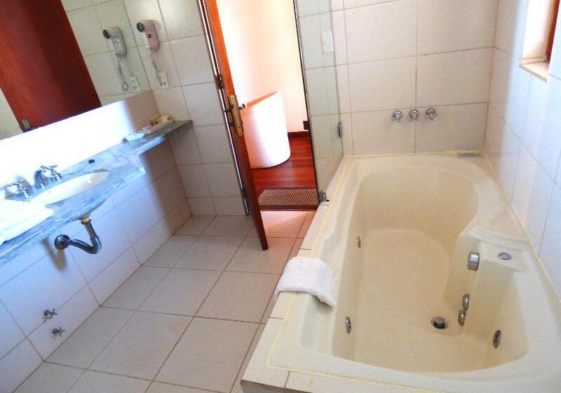 Полулюкс, Villa Antigua