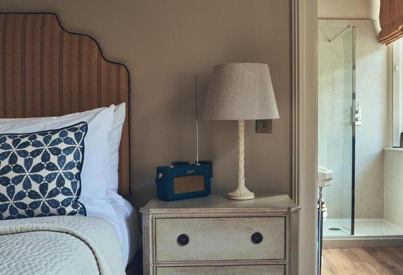 اتاق استاندارد با تخت بزرگ, Wildhive Callow Hall