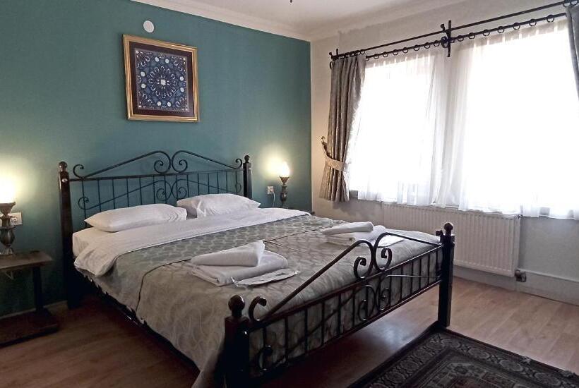 Номер Стандарт, Nomads Cave Hotel & Rooftop
