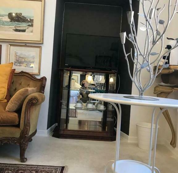 غرفة ديلوكس, Sanctus Syrus 4