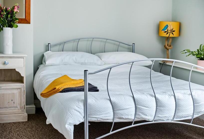 スタンダードルーム, The Martlet Inn