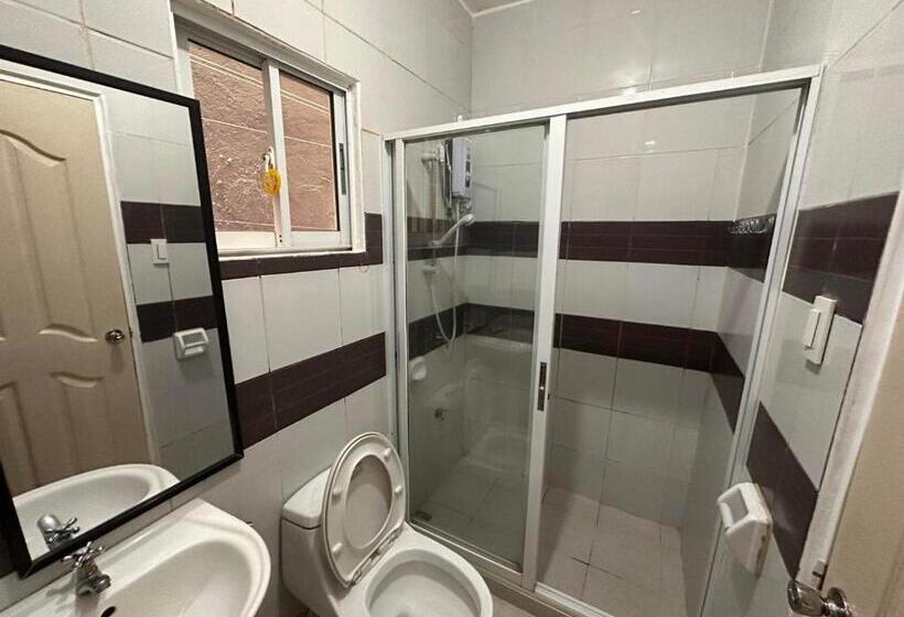 غرفة سوبيريور رباعية, Brizo Hotel And Beach Resort Bataan