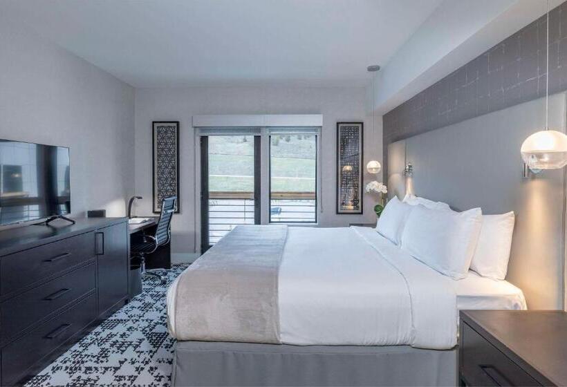 اتاق استاندارد با تخت بزرگ برای معلولان, Cambria Hotel Copper Mountain
