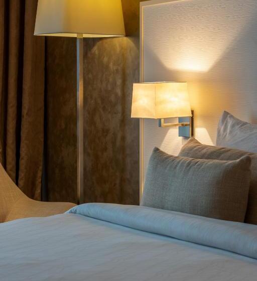 غرفة ديلوكس, Remal