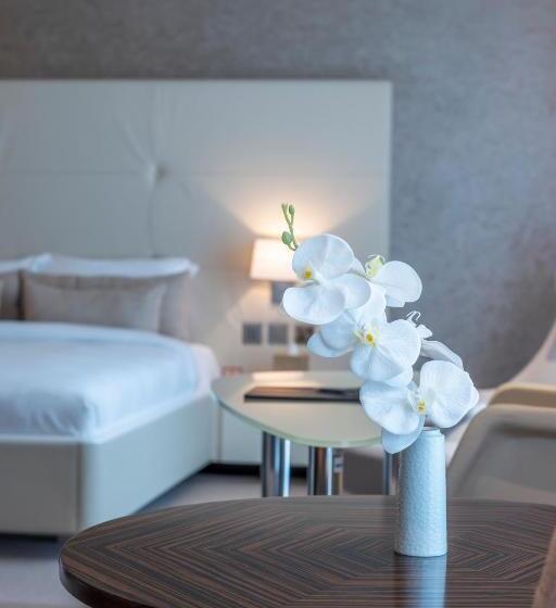 جناح إدارى, Remal