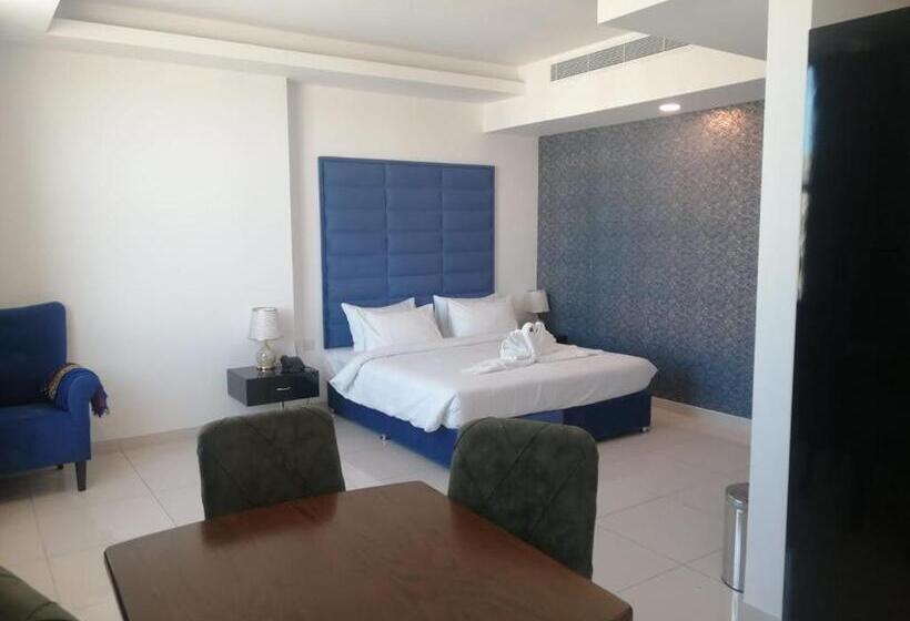 اتاق لوکس با تخت بزرگ, Parkside Plaza Muscat
