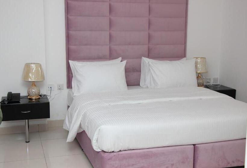 اتاق لوکس با تخت بزرگ, Parkside Plaza Muscat