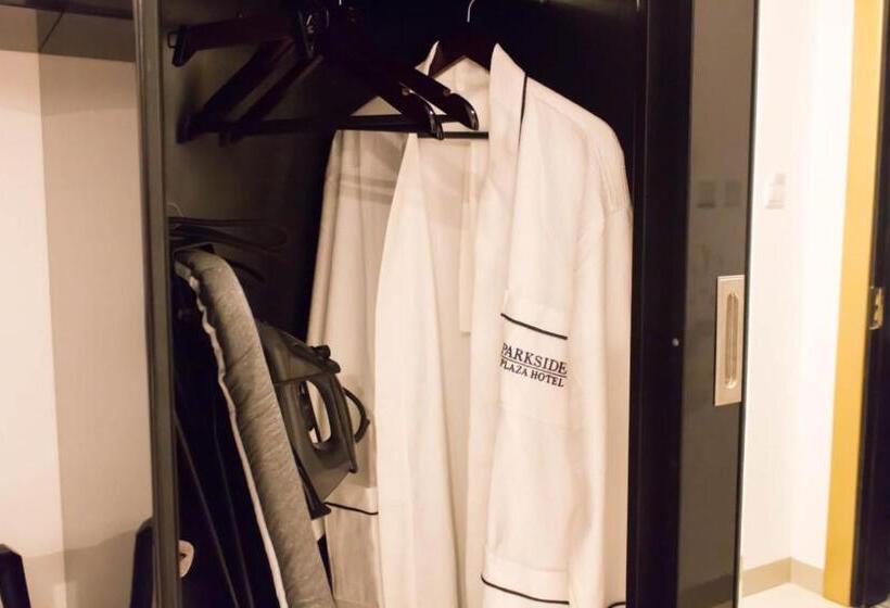 سوئیت با تخت بزرگ, Parkside Plaza Muscat