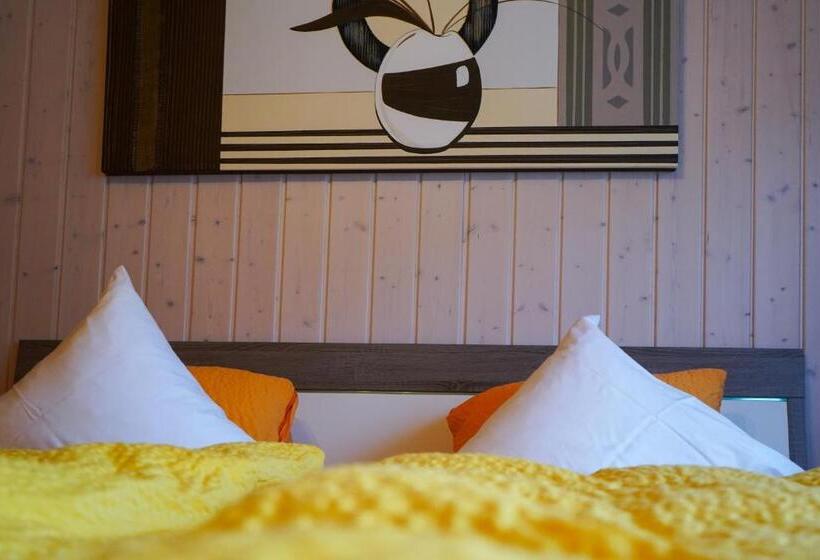 חדר סטנדרט יחיד עם מרפסת, Alpina