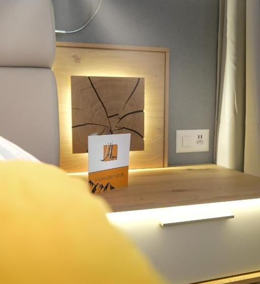 חדר דלוקס, Alpina