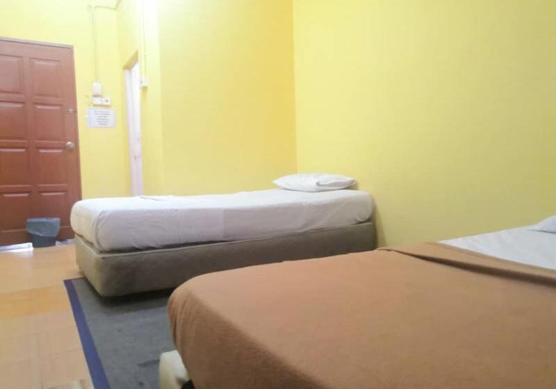 غرفة ديلوكس ثلاثية, Oyo 90321  Bajet Sri Manal