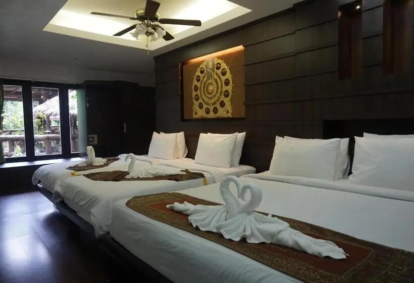 家族用バンガロー, Rock And Tree House Resort