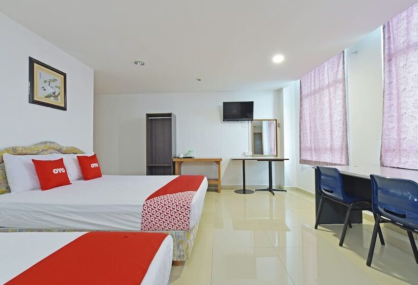 Family Suite, Sam Huat